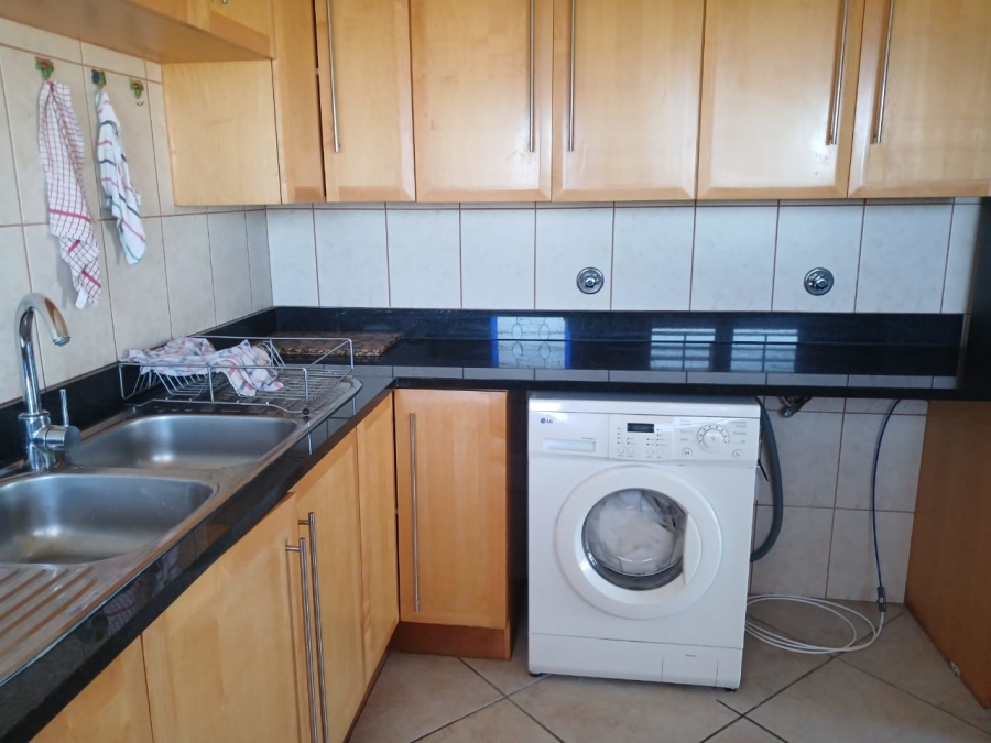 4 Bedroom Property for Sale in Kosmos North West